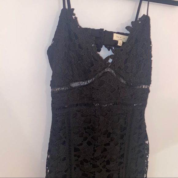 LAST ONE!! — Black Midi Bodycon Dress - Picture 5 of 6